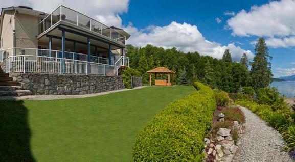 At The Shore Bed And Breakfast Sechelt Exterior photo