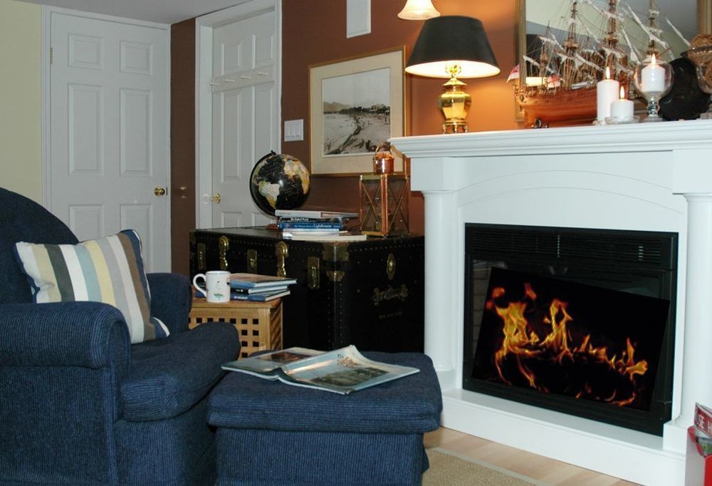 At The Shore Bed And Breakfast Sechelt Exterior photo